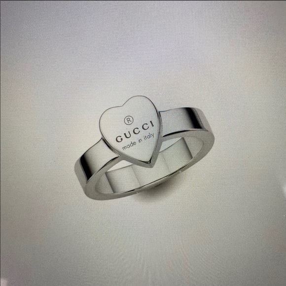 gucci love heart ring